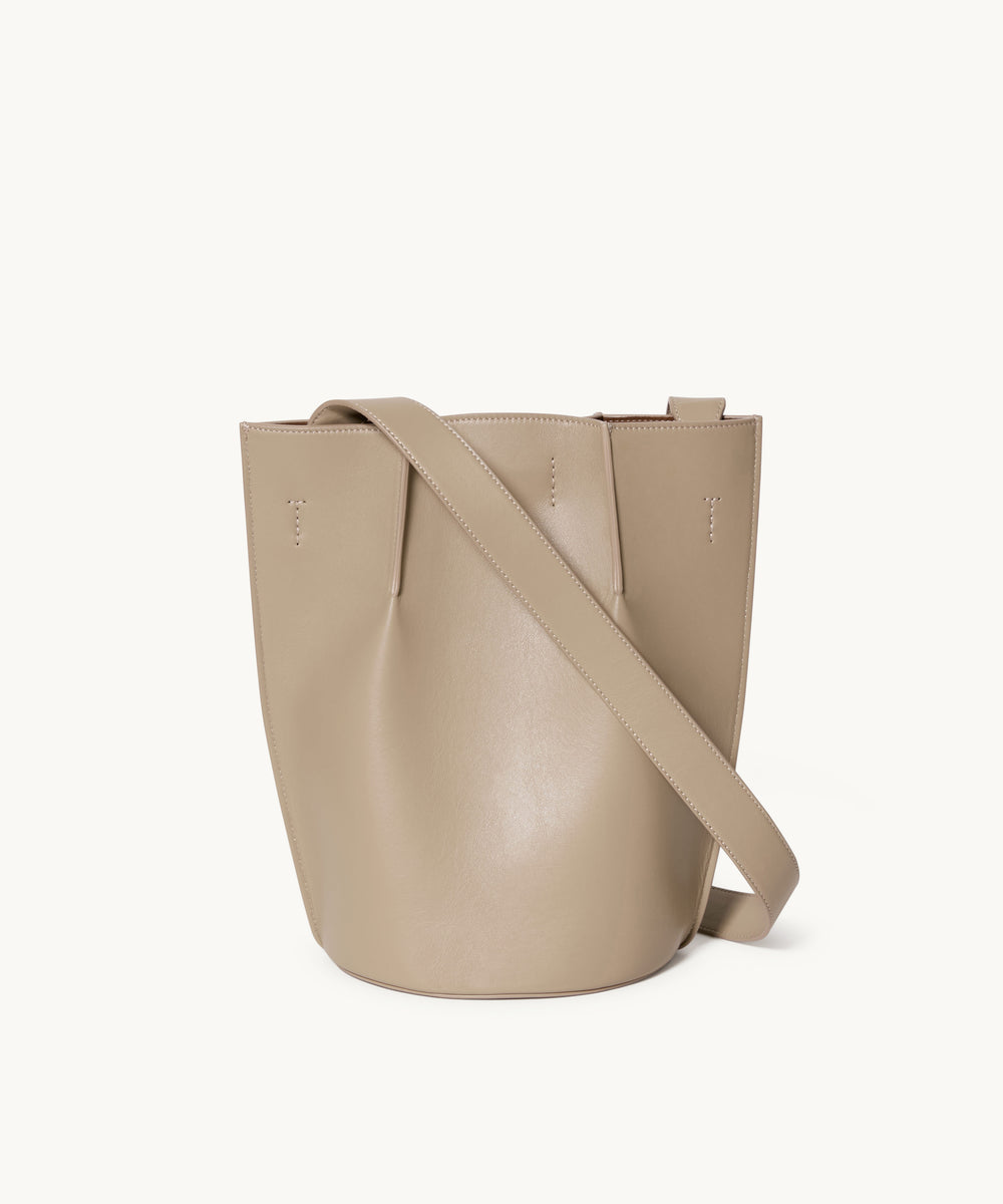 Le Duo Bucket